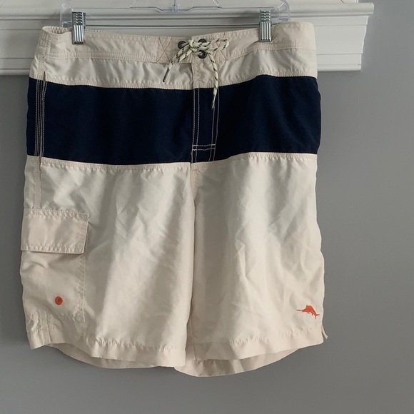 Tommy Bahama men’s swim trunks - Picture 1 of 14
